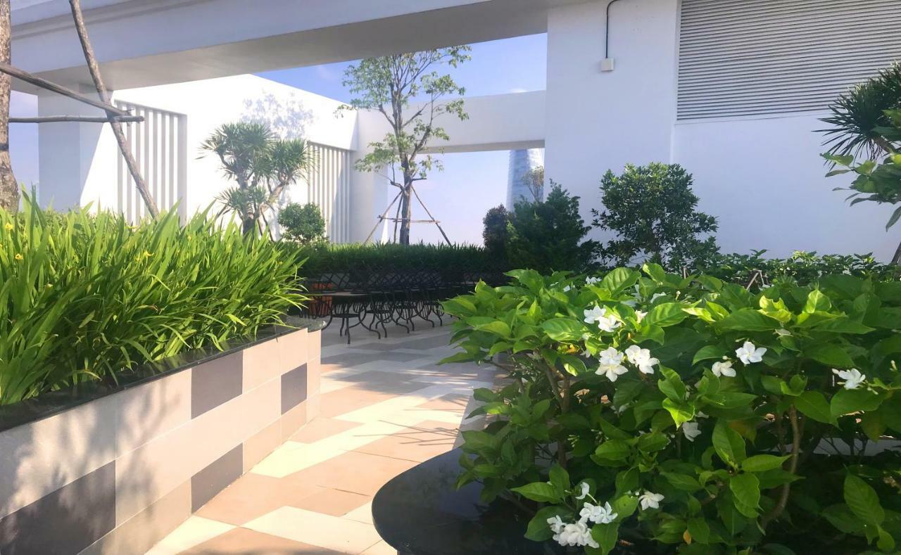 Sunny Coworking Officetel